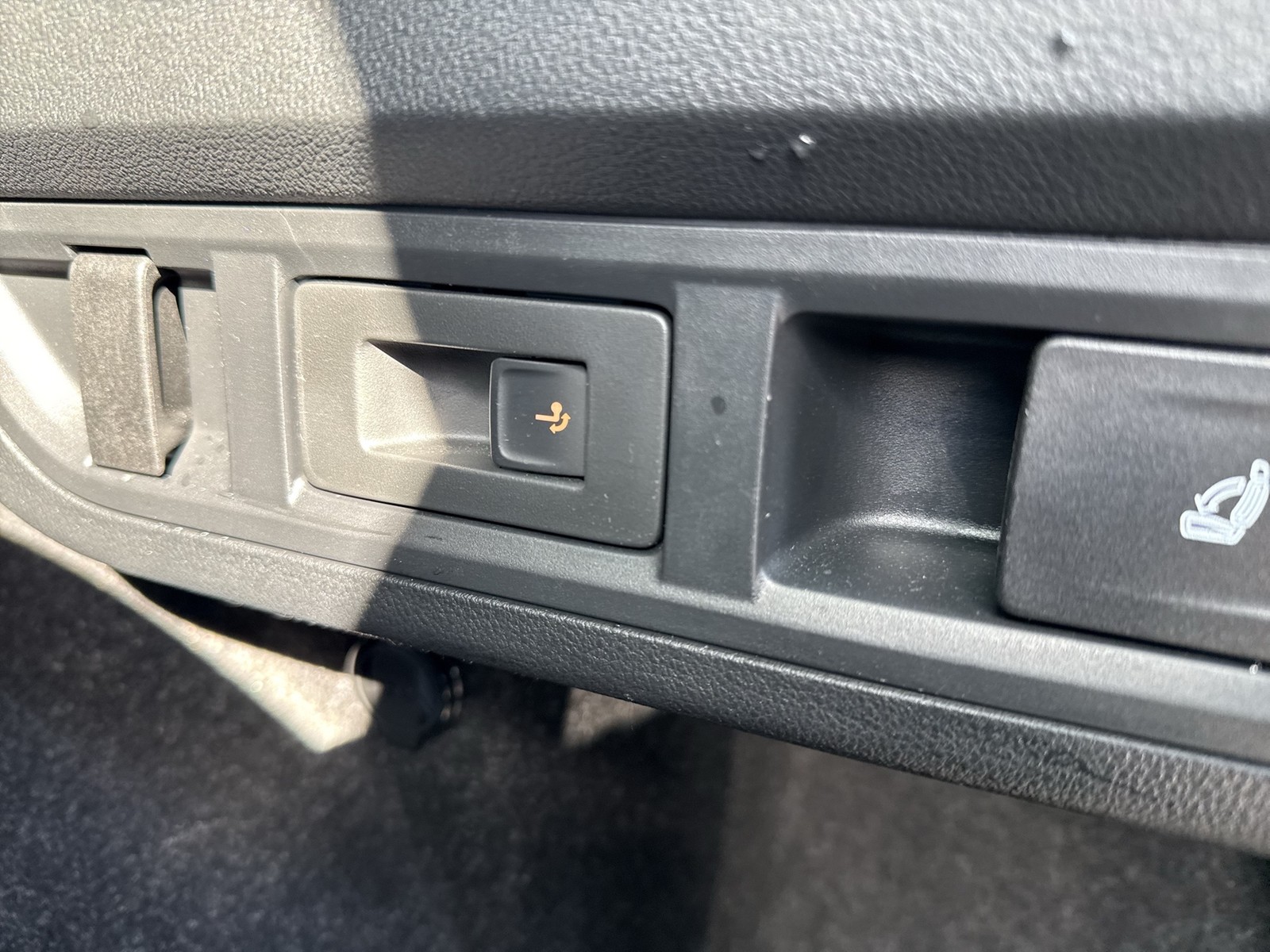 Skoda Octavia Combi 2.0 STYLE AHK NAVI LM17 CARPLAY