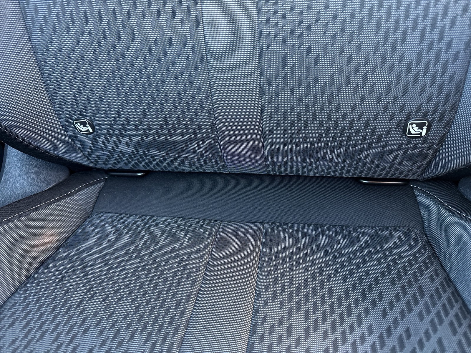 Skoda Octavia Combi 2.0 STYLE AHK NAVI LM17 CARPLAY