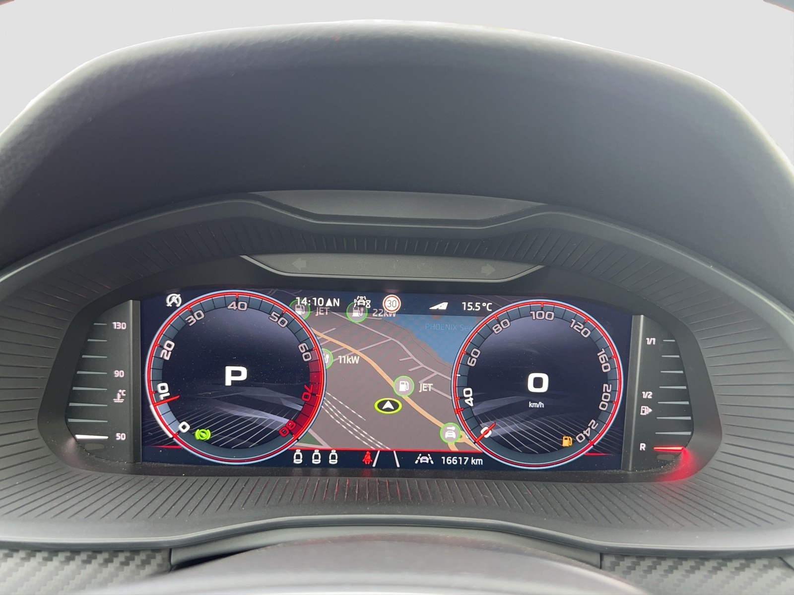 Skoda Kamiq 1.5 MONTE CARLO PANO AHK CAM ACC NAVI LM17