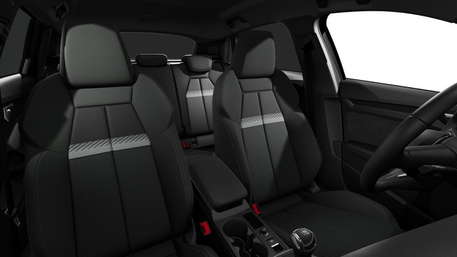 Audi A3 Sportback 30 advanced BLACKPAK AHK LM18