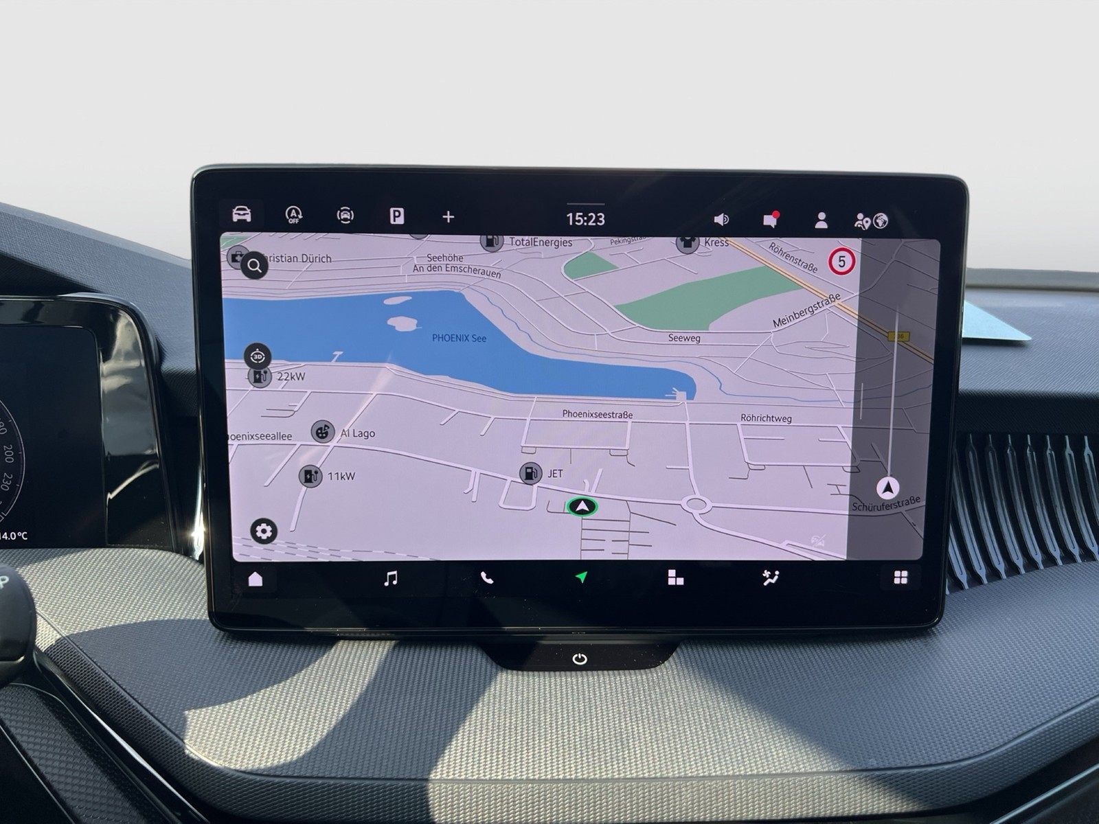 Skoda Superb Combi 1.5eTSI CAM ACC NAVI CARPLAY SITZHZ