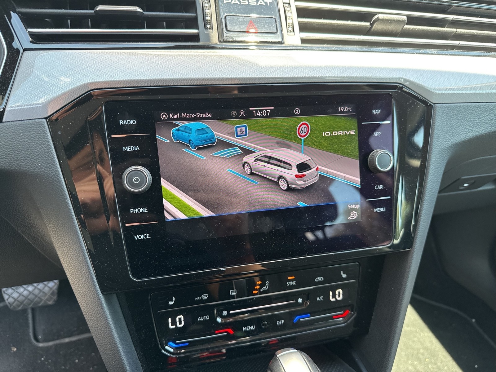 Volkswagen Passat Variant 1.5 BUSINESS HEAD-UP ACC ALU17 NAVI