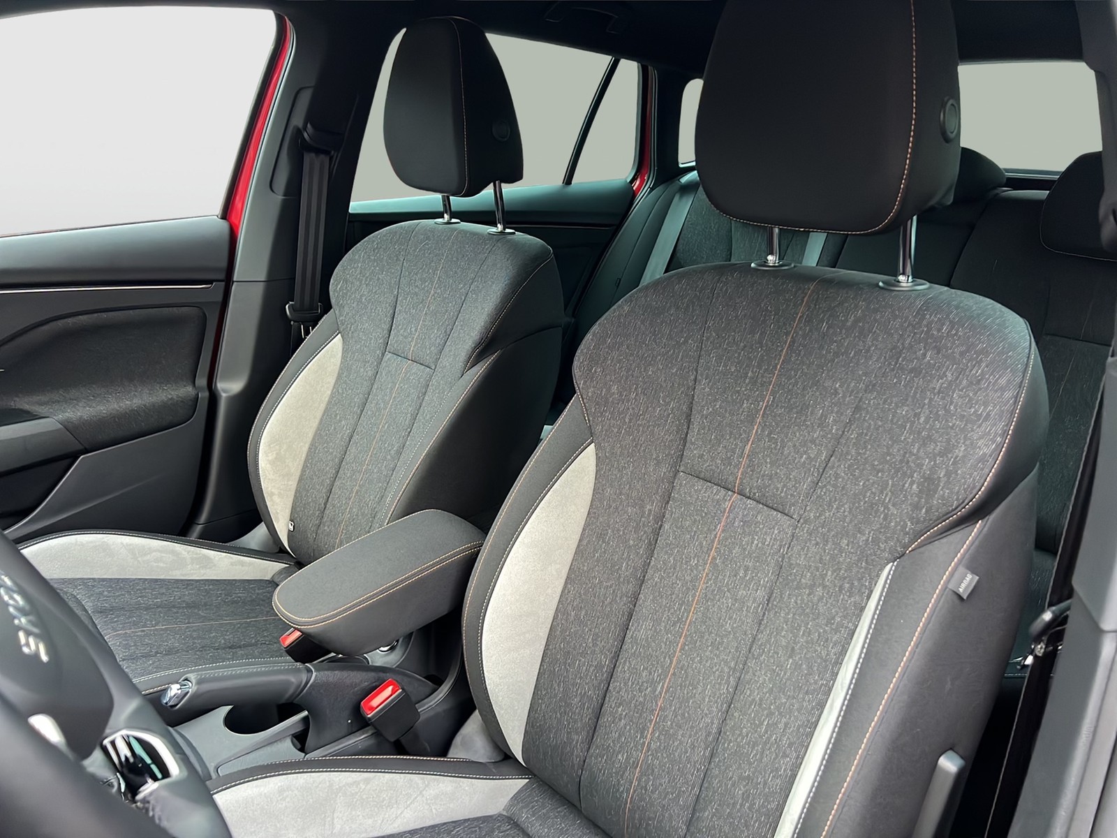 Skoda Scala 1.0 TOUR PANO CAM EKLAPPE NAVI LM17 SITZHZ