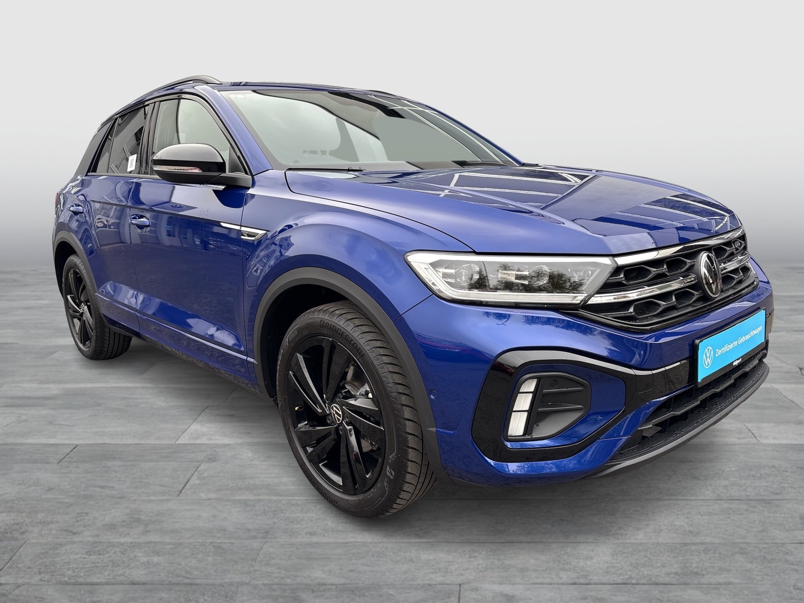 Volkswagen T-Roc 1.0 R-LINE BLACK STYLE ACC LED+ ALU18 NAVI