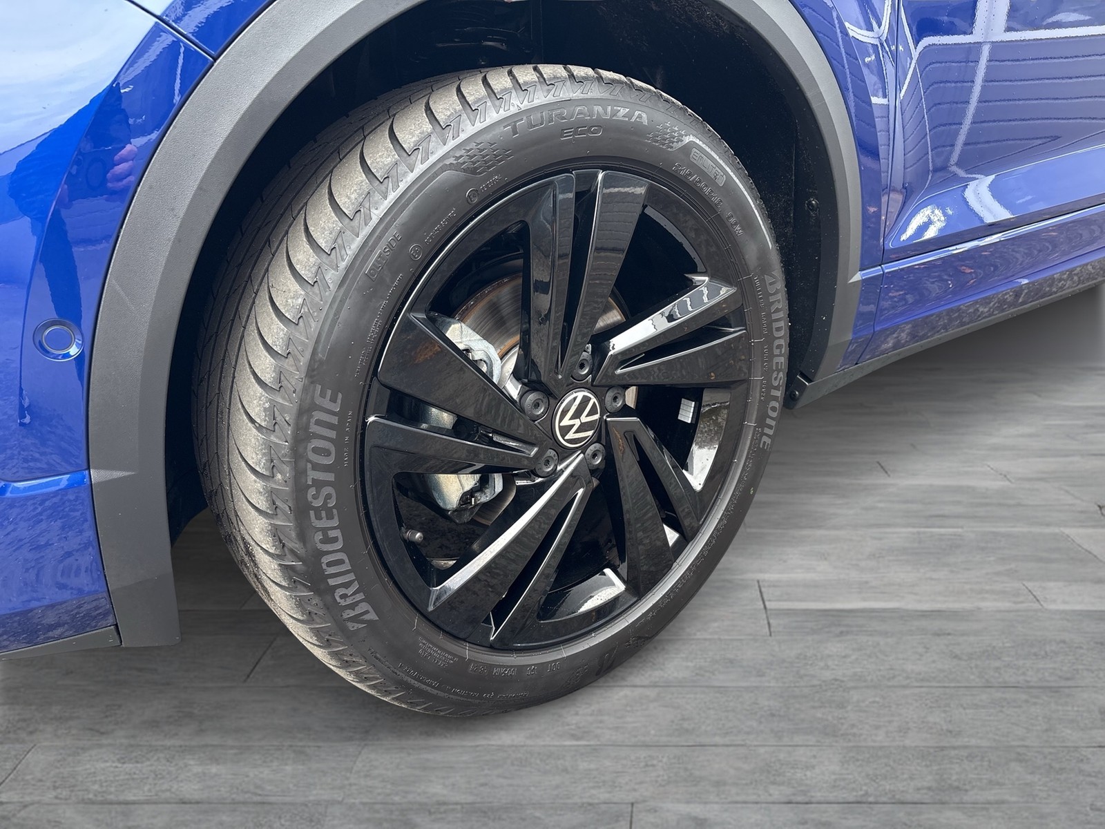 Volkswagen T-Roc 1.0 R-LINE BLACK STYLE ACC LED+ ALU18 NAVI