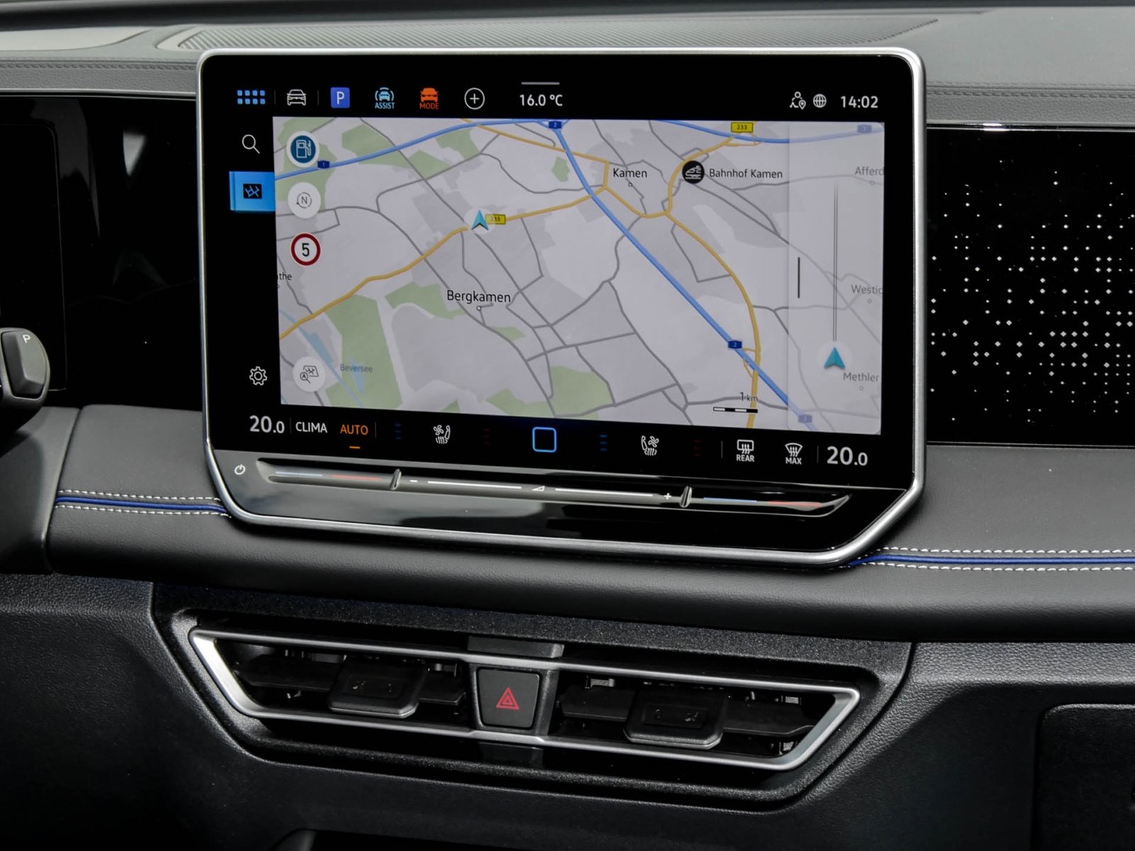 Volkswagen Tiguan 2.0 R-LINE 4X4 NEUESMODELL LEDER PANO 20Z