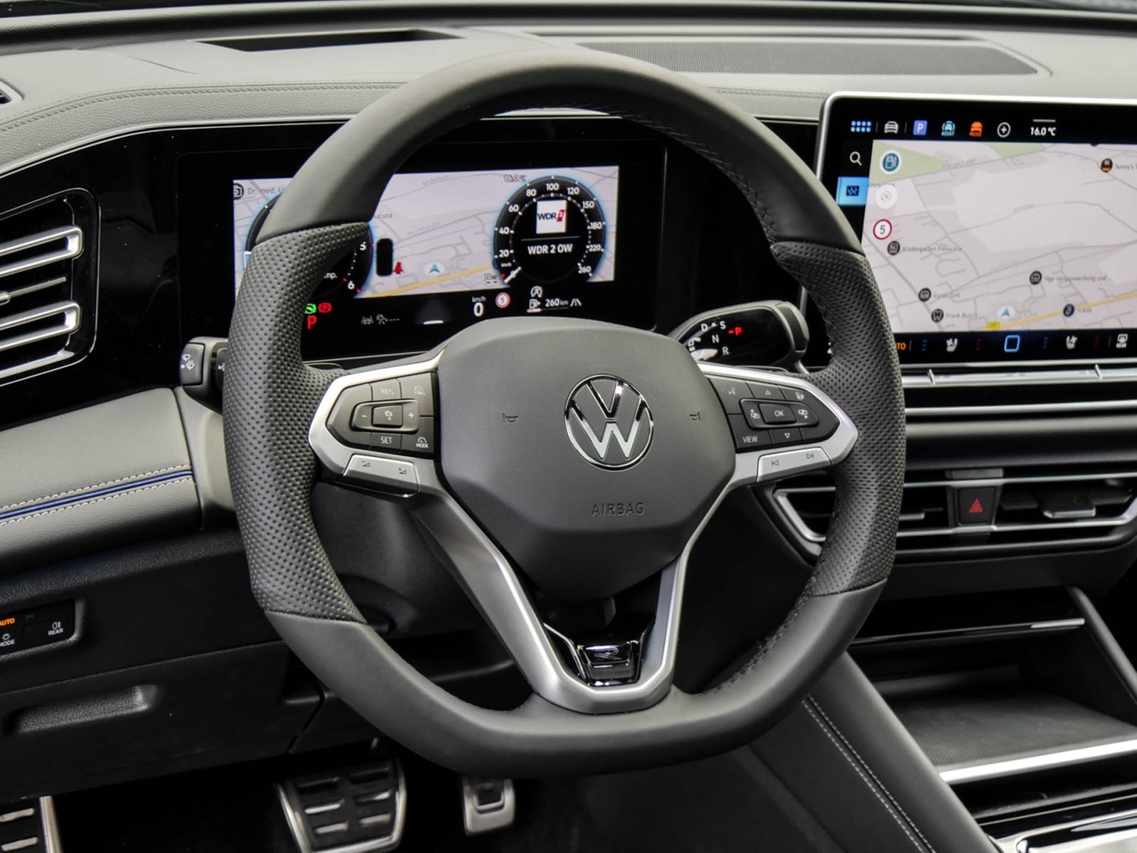 Volkswagen Tiguan 2.0 R-LINE 4X4 NEUESMODELL LEDER PANO 20Z