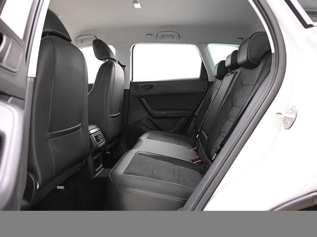 Seat Ateca 1.5 ROAD EDITION DSG AHK eKAPPE NAVI CAM