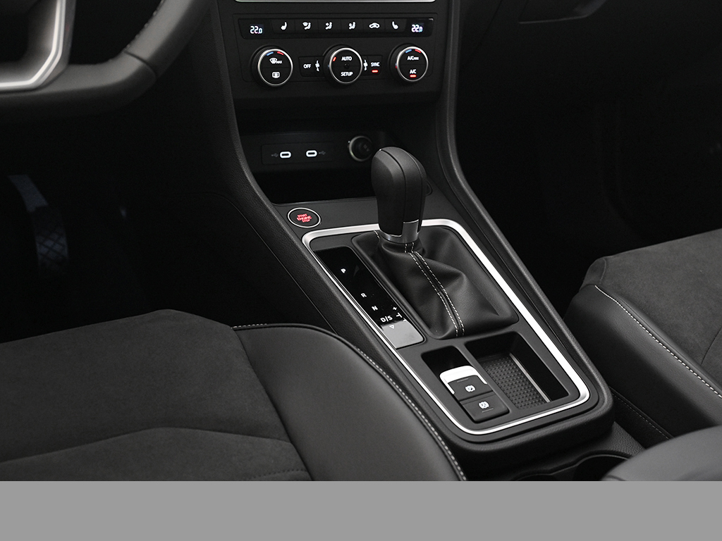 Seat Ateca 1.5 ROAD EDITION DSG AHK eKLAPPE KEYLESS