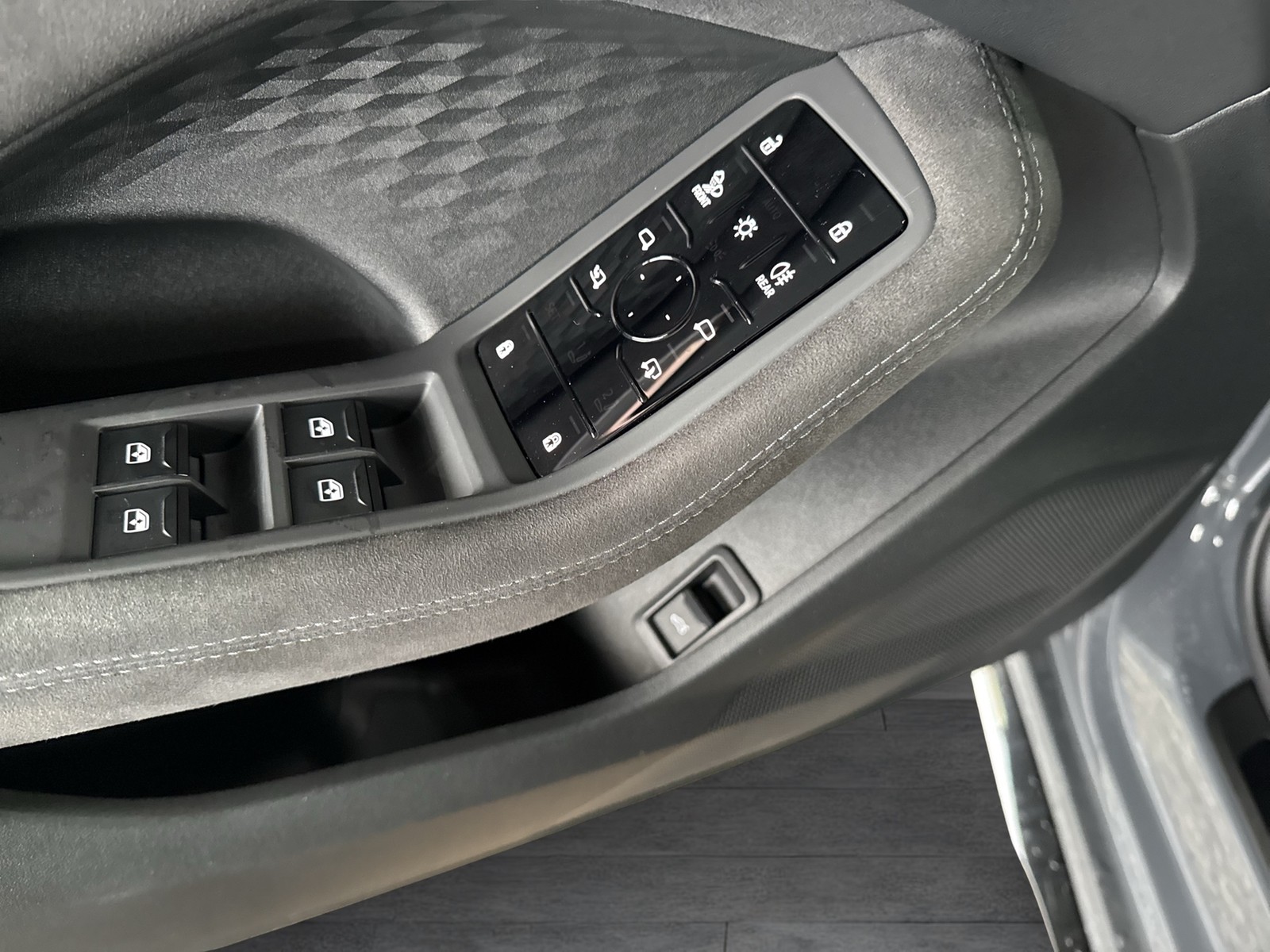 Audi A5 Avant TFSI quattro S tronic S Line SLine+editionone+Techplus+Sportsitze+