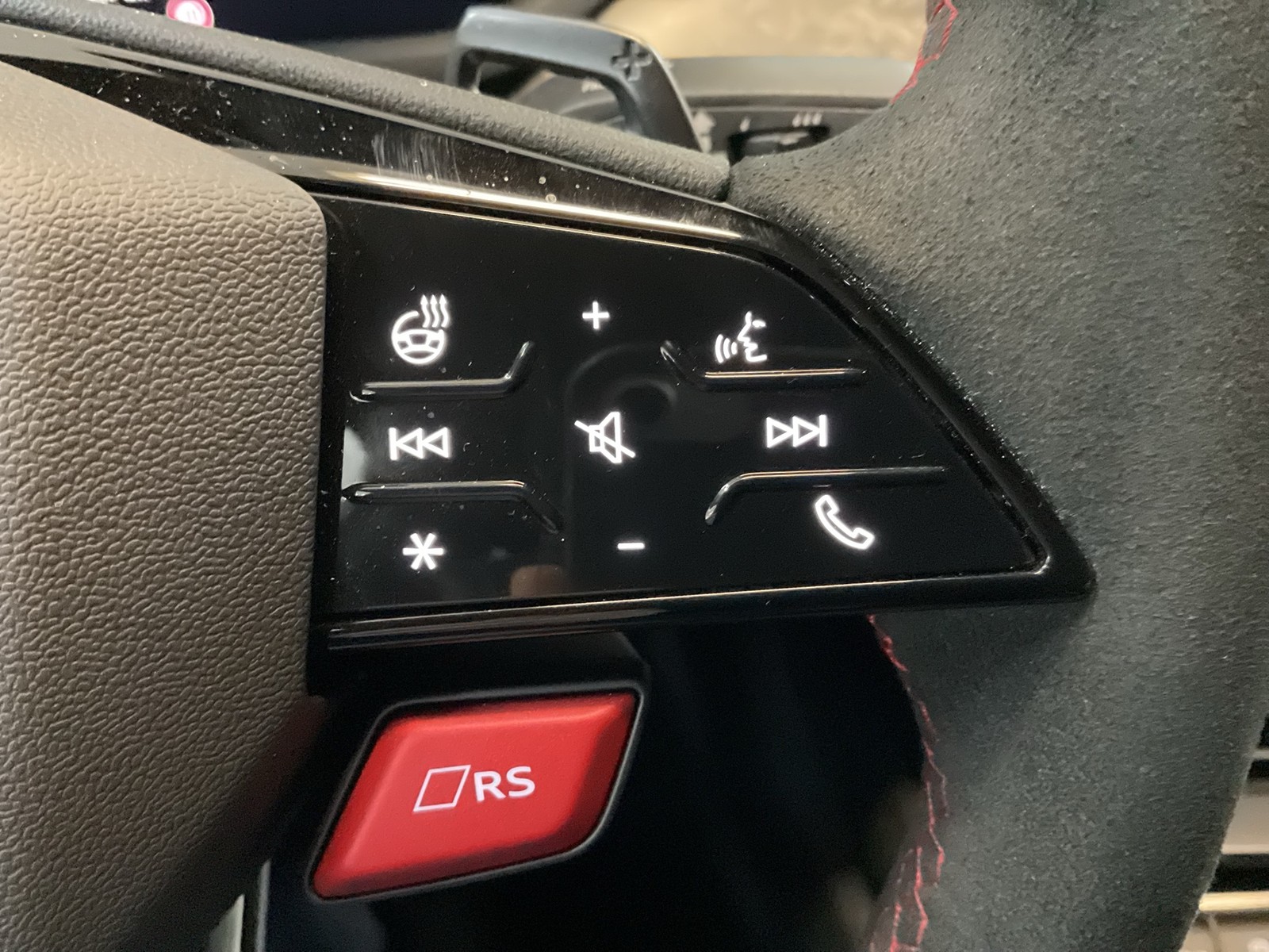 Audi RS e-tron GT performance quattro CARBONDACH B&O