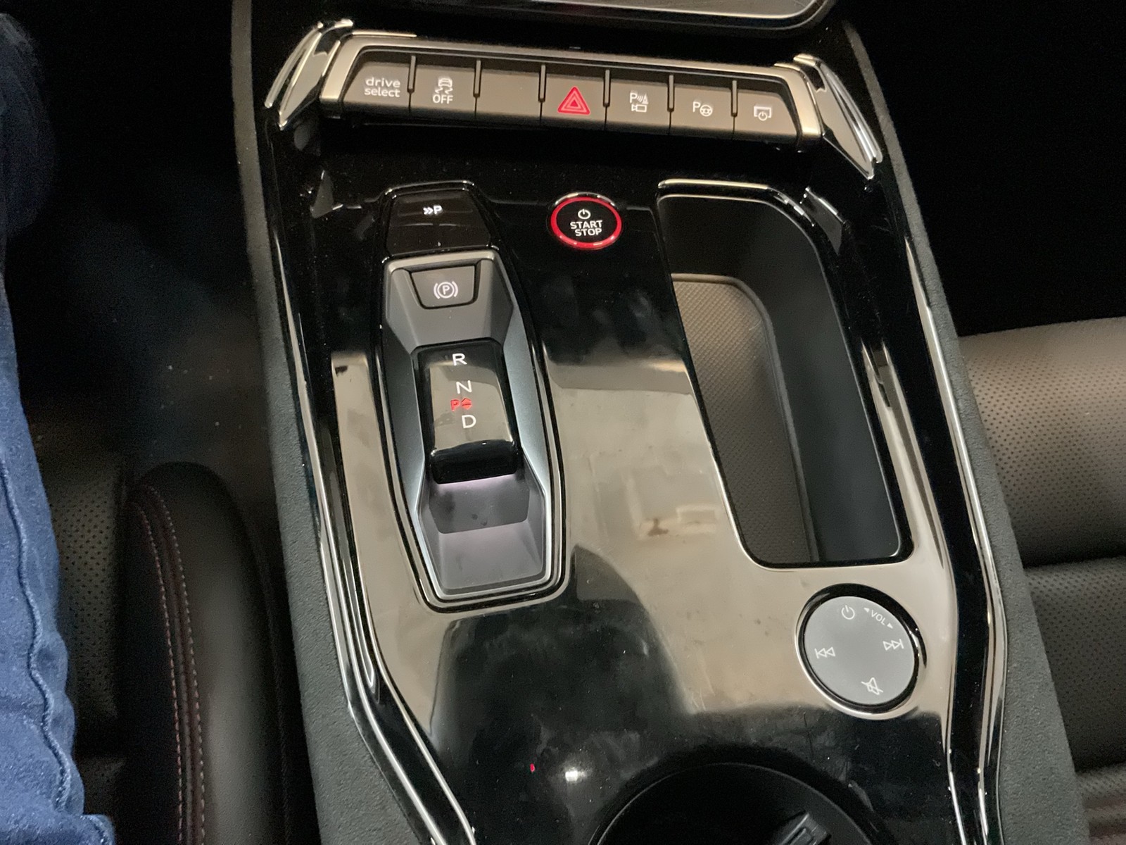 Audi RS e-tron GT performance quattro CARBONDACH B&O