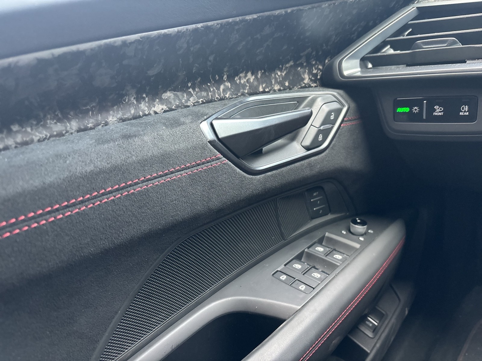 Audi RS e-tron GT performance quattro CARBONDACH B&O