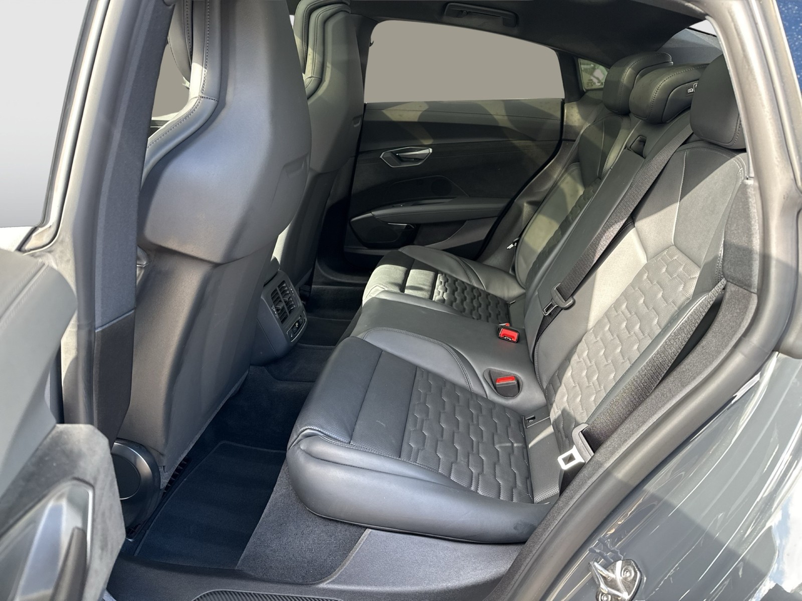 Audi RS e-tron GT quattro PANO B&O 360CAM LM21 HEADUP