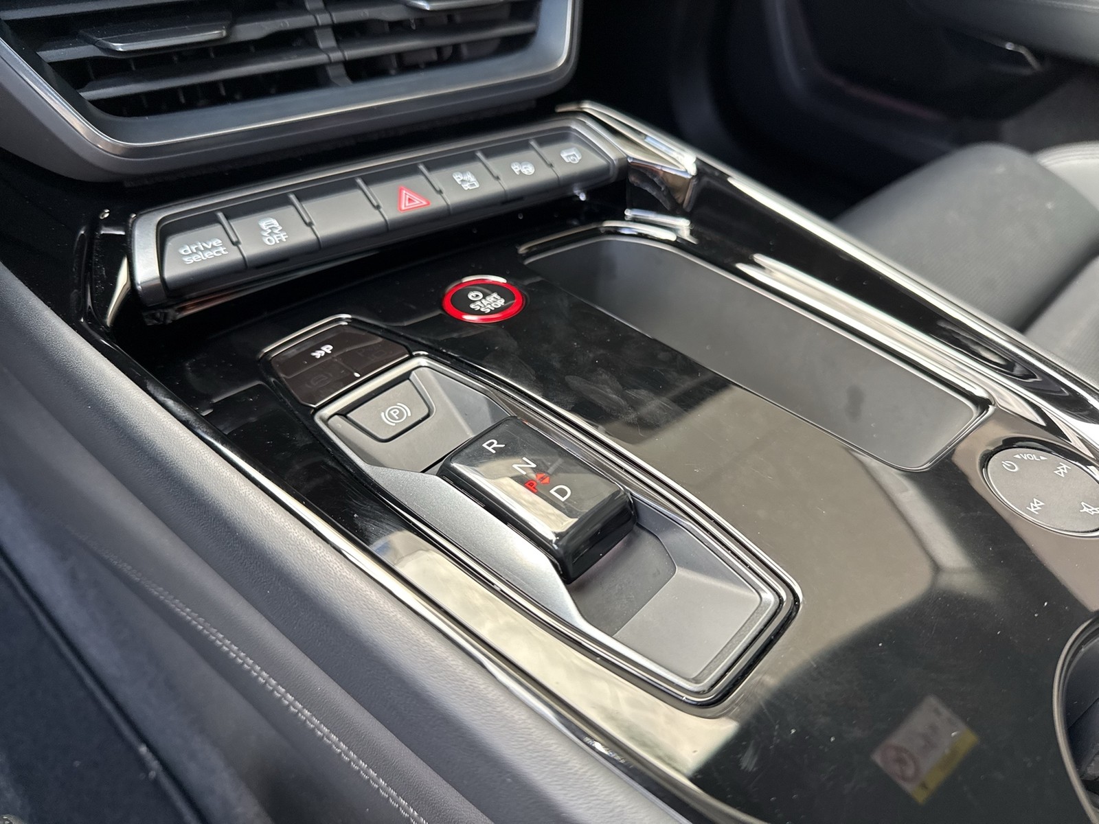 Audi RS e-tron GT quattro PANO B&O 360CAM LM21 HEADUP