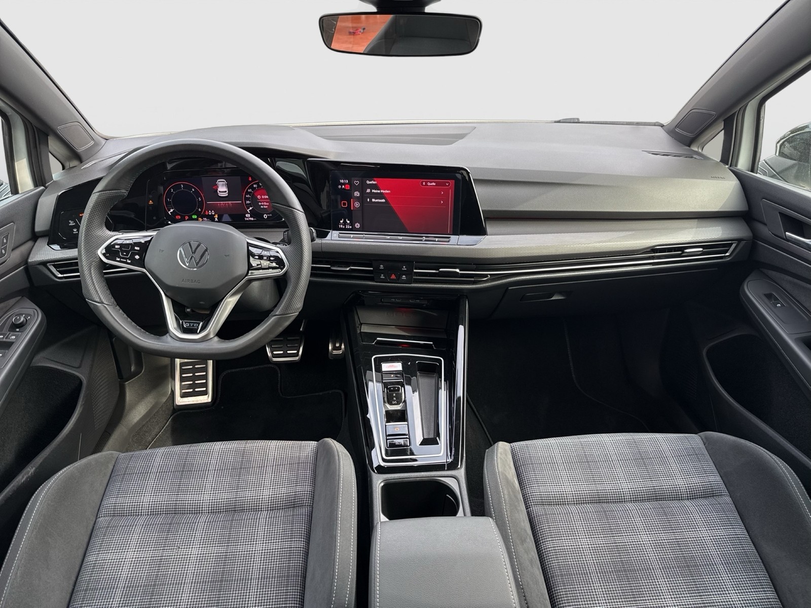 Volkswagen Golf 2.0 GTD BLACK STYLE KAMERA CARPLAY