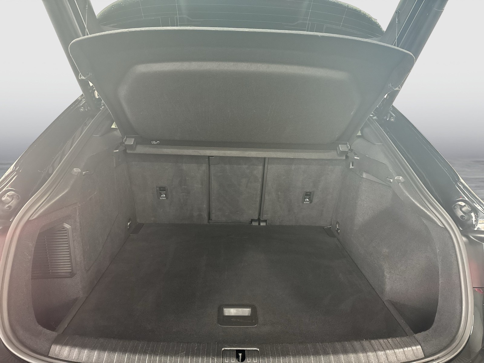 Audi Q3 Sportback 45 HYBRID SONOS ACC ALU19" eKLAPPE