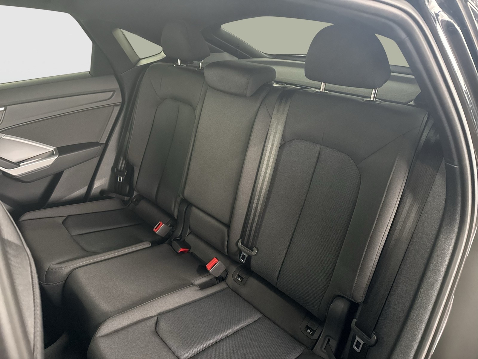 Audi Q3 Sportback 45 HYBRID SONOS ACC ALU19" eKLAPPE