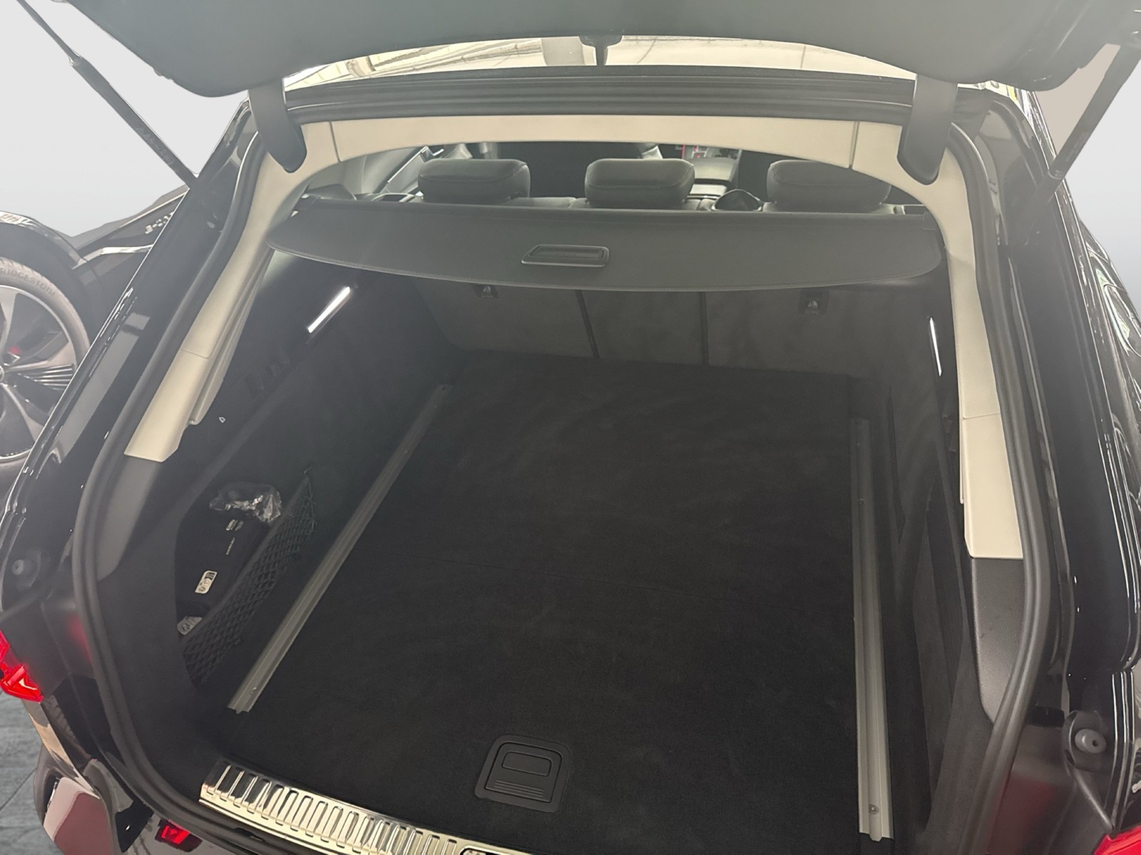 Audi S6 Avant Qu. STANDHZ. B&O KAMERA LEDER ALU21"