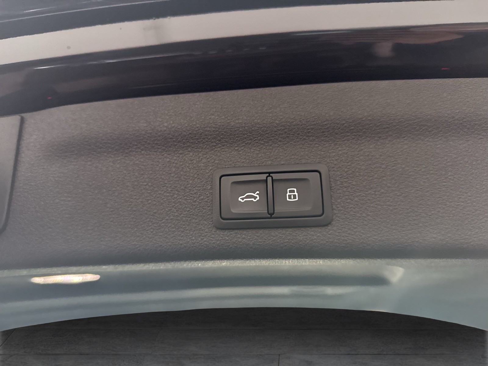 Audi S6 Avant Qu. STANDHZ. B&O KAMERA LEDER ALU21"