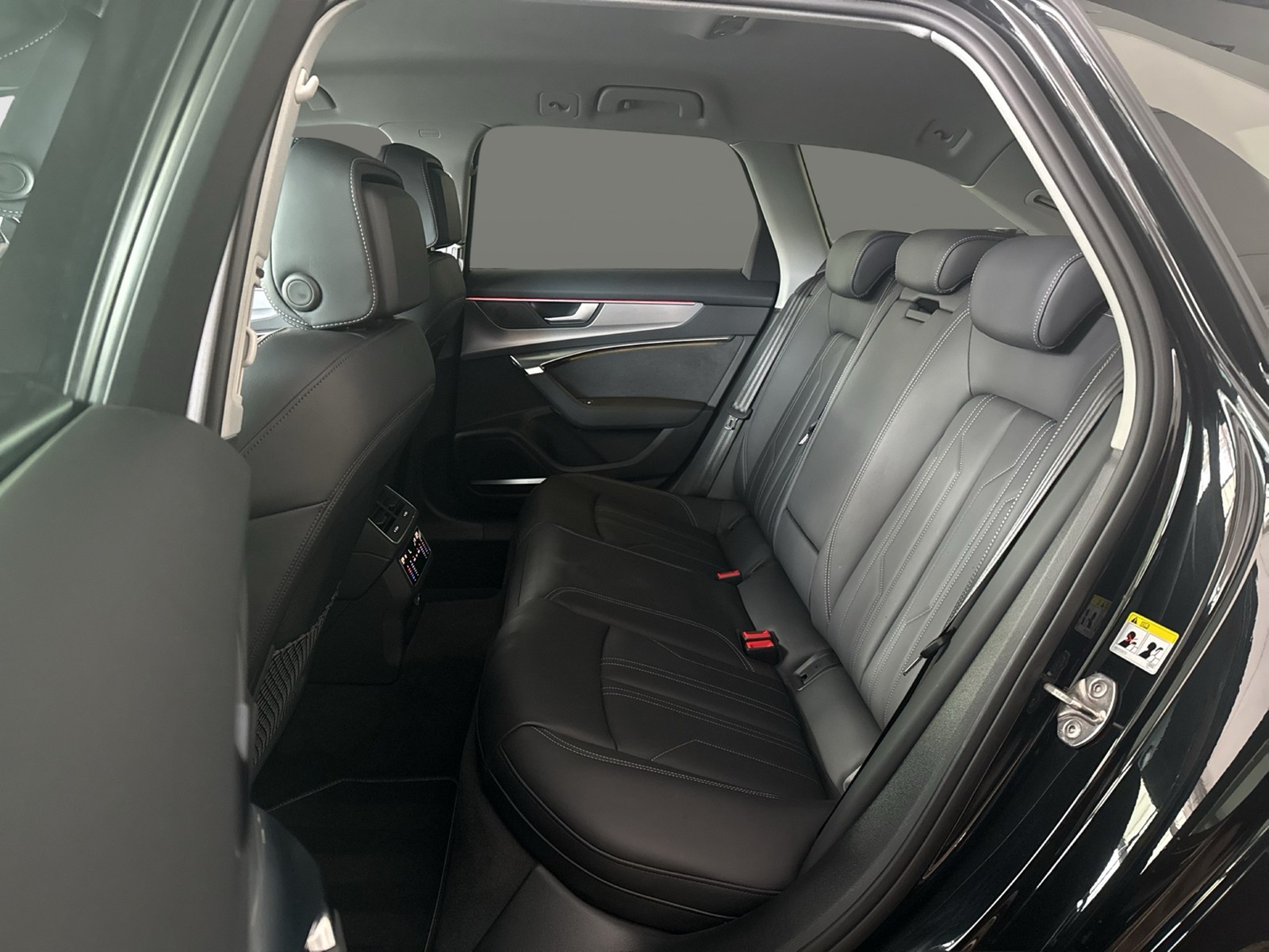 Audi S6 Avant Qu. STANDHZ. B&O KAMERA LEDER ALU21"