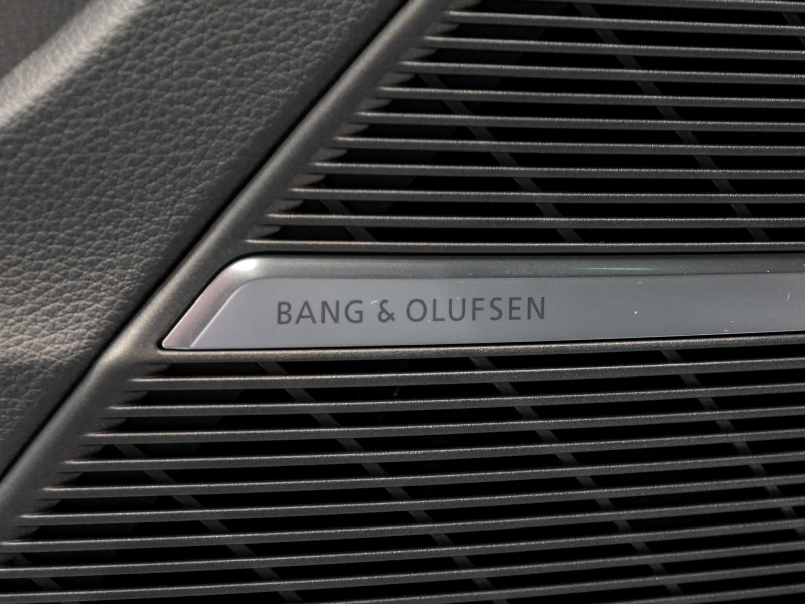 Audi Q7 50 TDI quattro tiptronic S Line B&O+PANO+AHK+Standheizung+Sonnenschutzverglasung+Sportsitze+Allradlenkung+Sonnenschutzrollo