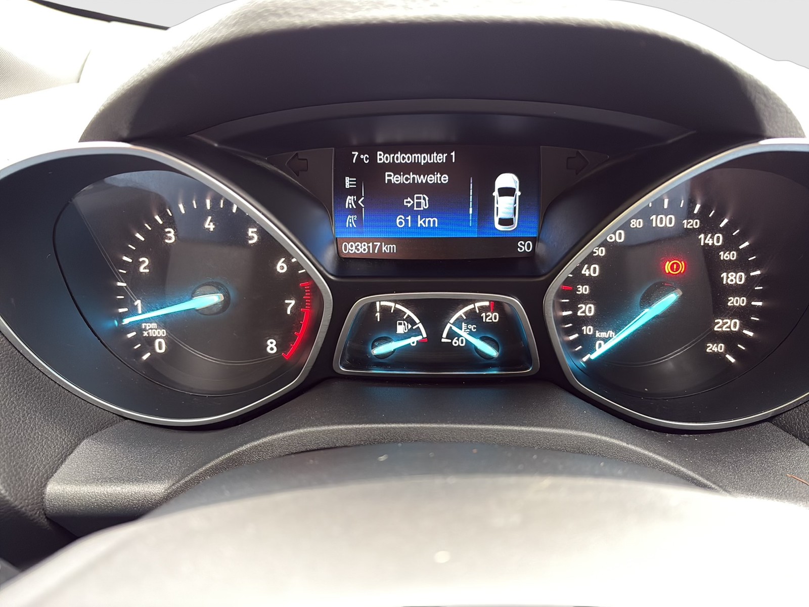 Ford Kuga 1.5 ST-LINE KAMERA LM19 NAVI XENON SITZHEIZ