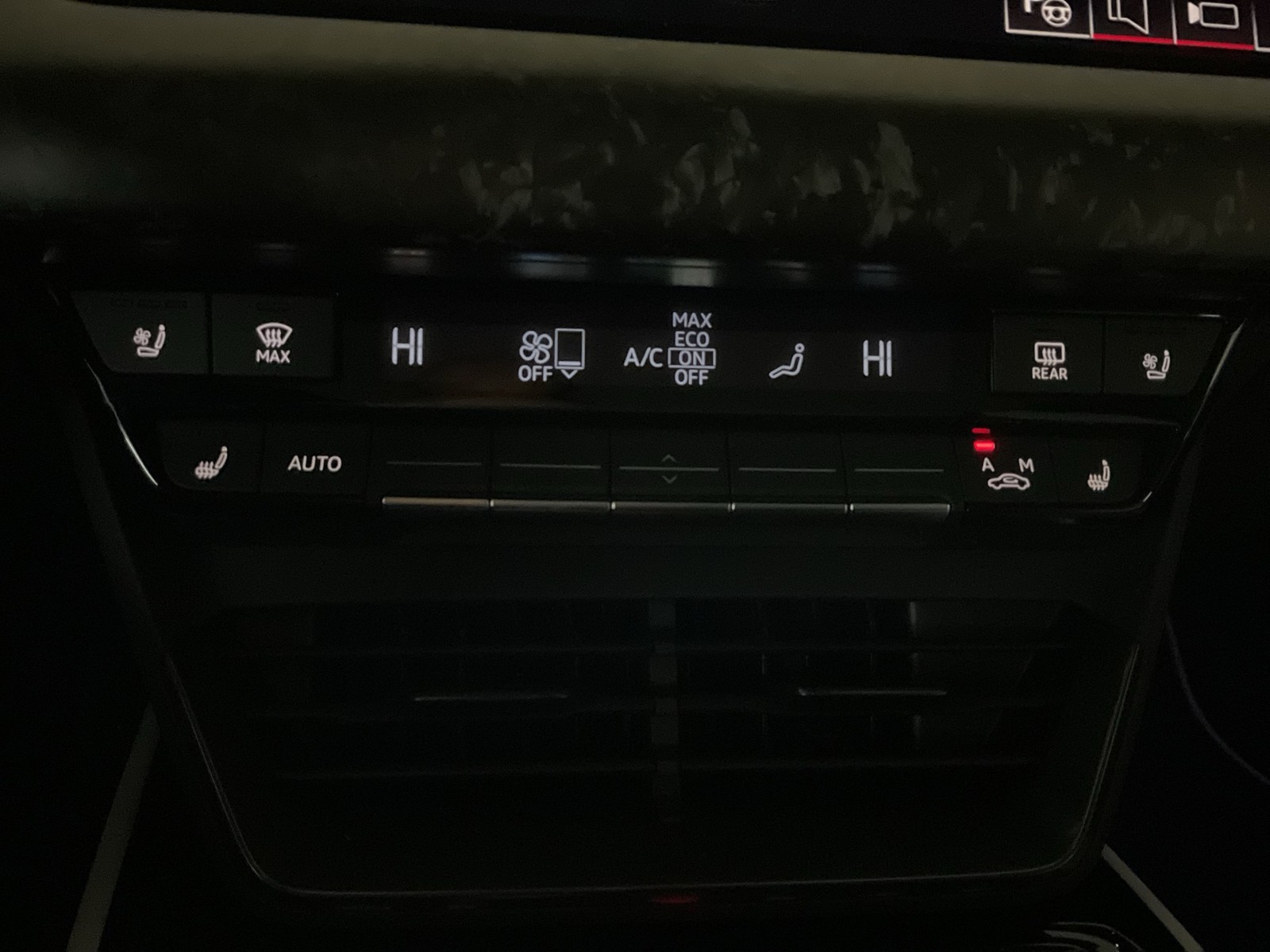 Audi RS e-tron GT performance quattro PANO B&O LM21