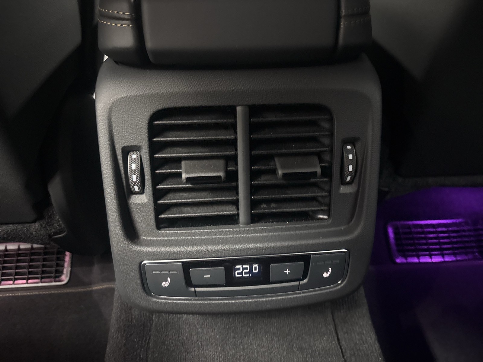 Audi RS e-tron GT performance quattro CARBONDACH B&O