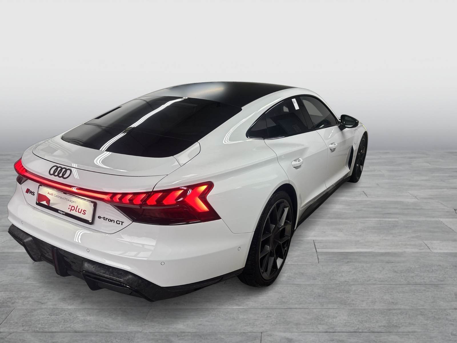 Audi RS e-tron GT performance quattro CARBONDACH B&O