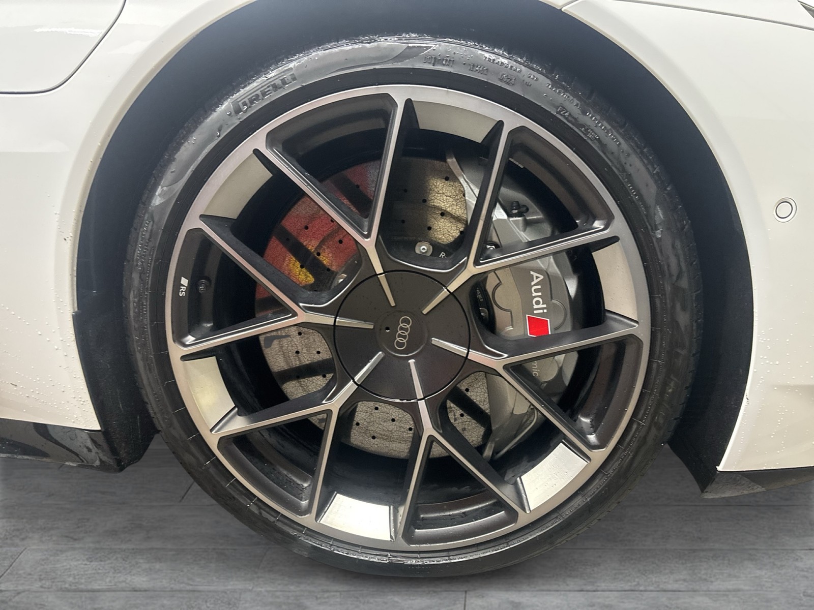 Audi RS e-tron GT performance quattro CARBONDACH B&O