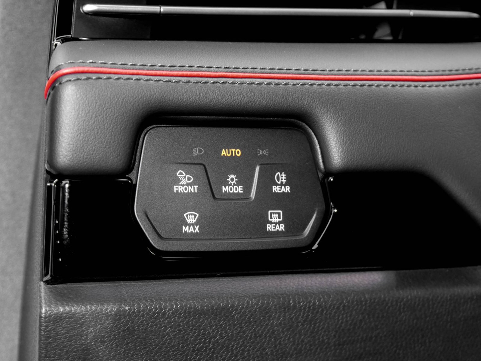 Volkswagen ID.7 Tourer GTX 4X4 WÄRMEPUMPE AHK 360°CAM LM20