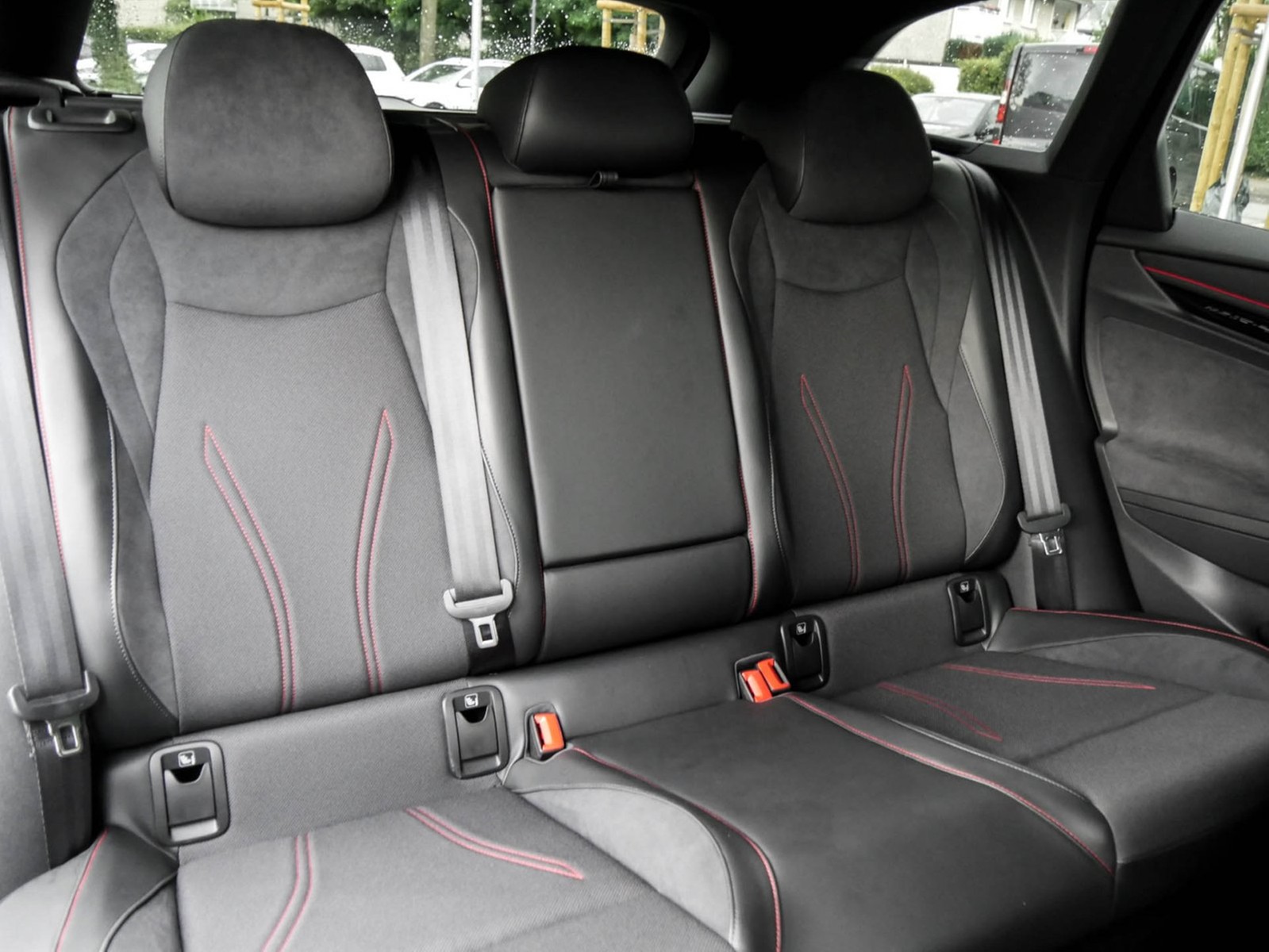 Volkswagen ID.7 Tourer GTX 4X4 WÄRMEPUMPE AHK 360°CAM LM20