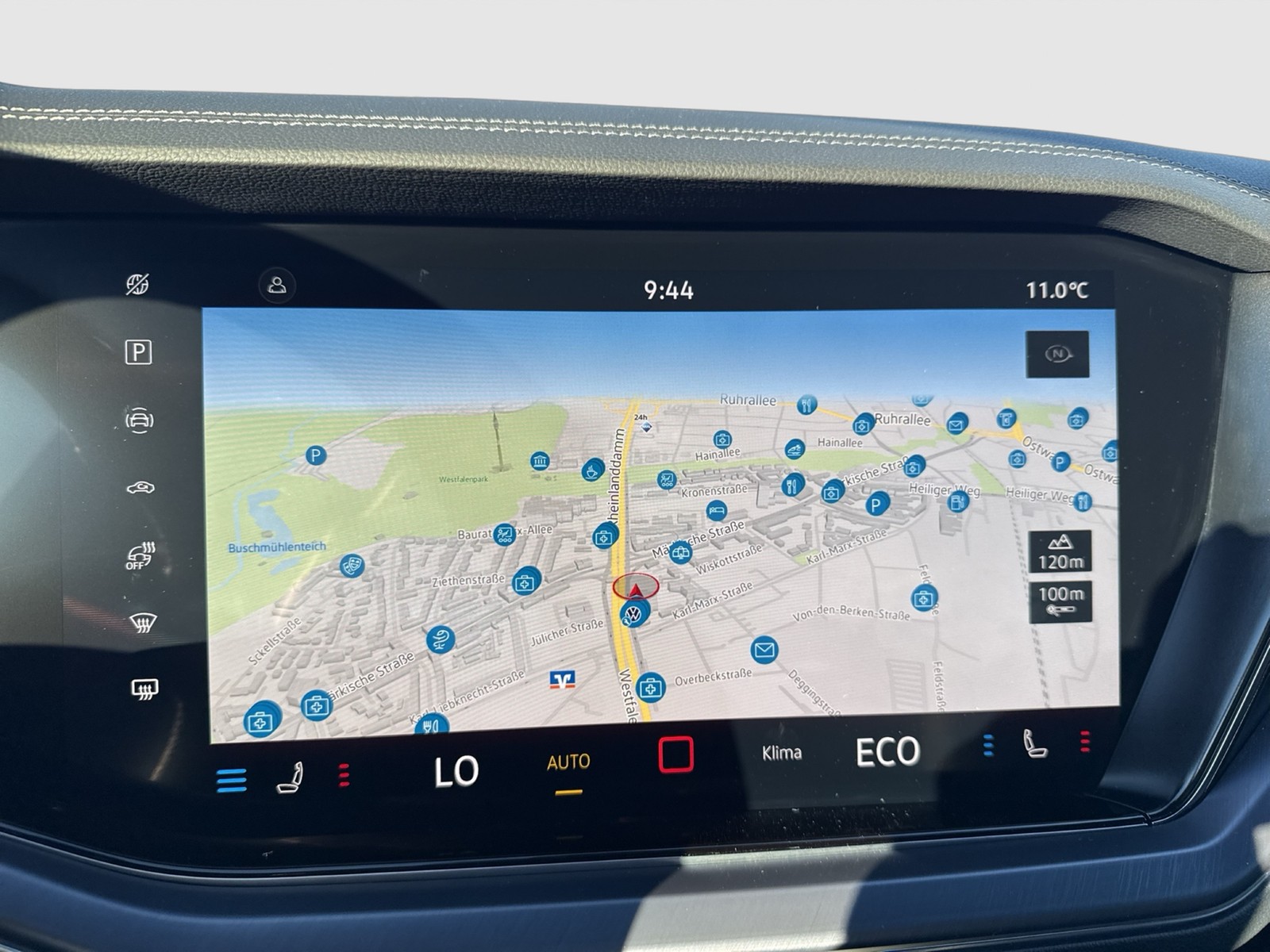 Volkswagen Touareg V6 R-LINE NEUES MODELL AHK CAM HEAD-UP