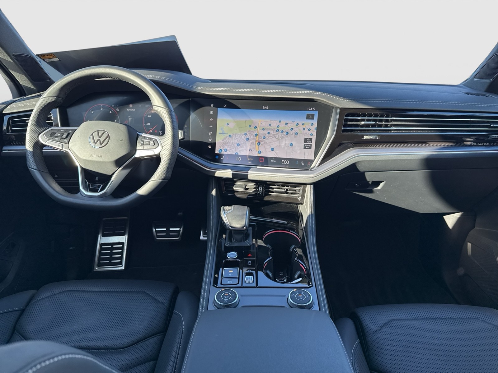 Volkswagen Touareg V6 R-LINE NEUES MODELL AHK CAM HEAD-UP