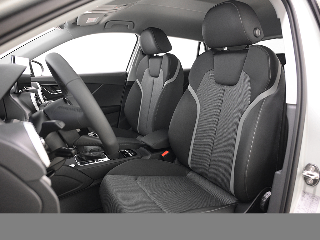 Audi Q2 35 TFSI S tronic advanced AHK+Sonnenschutzverglasung+Komfortpaket