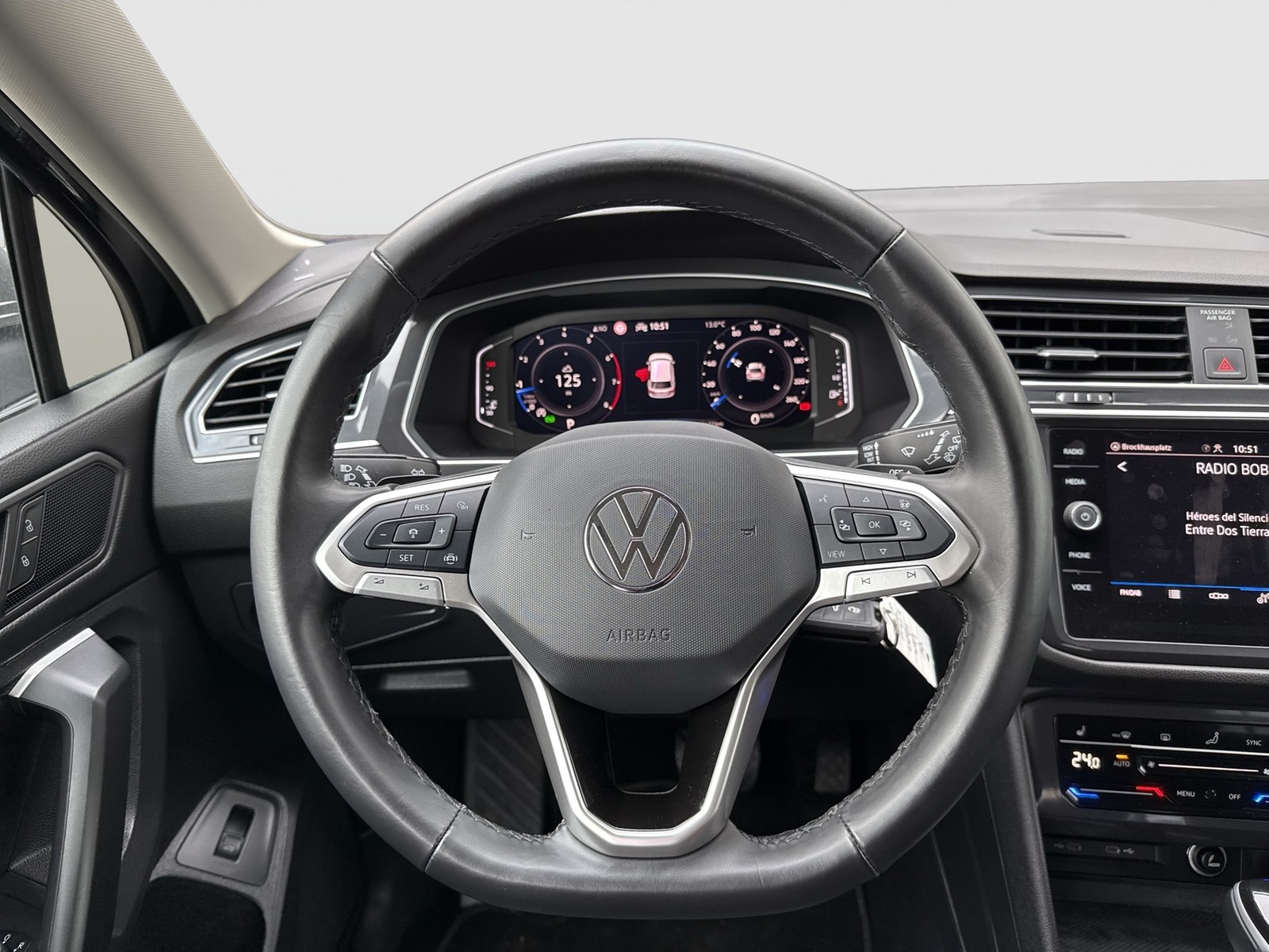 Volkswagen Tiguan Allspace 1.5 LIFE 7SITZE AHK ACC LM18 NAVI