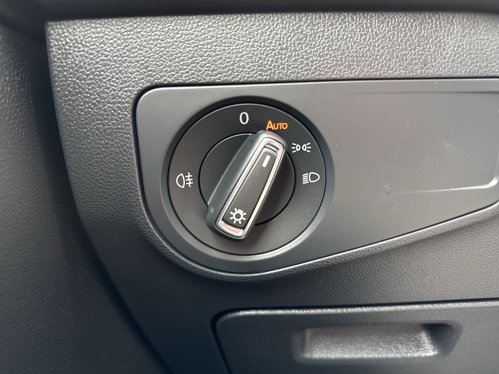 Volkswagen Tiguan Allspace 1.5 LIFE 7SITZE AHK ACC LM18 NAVI