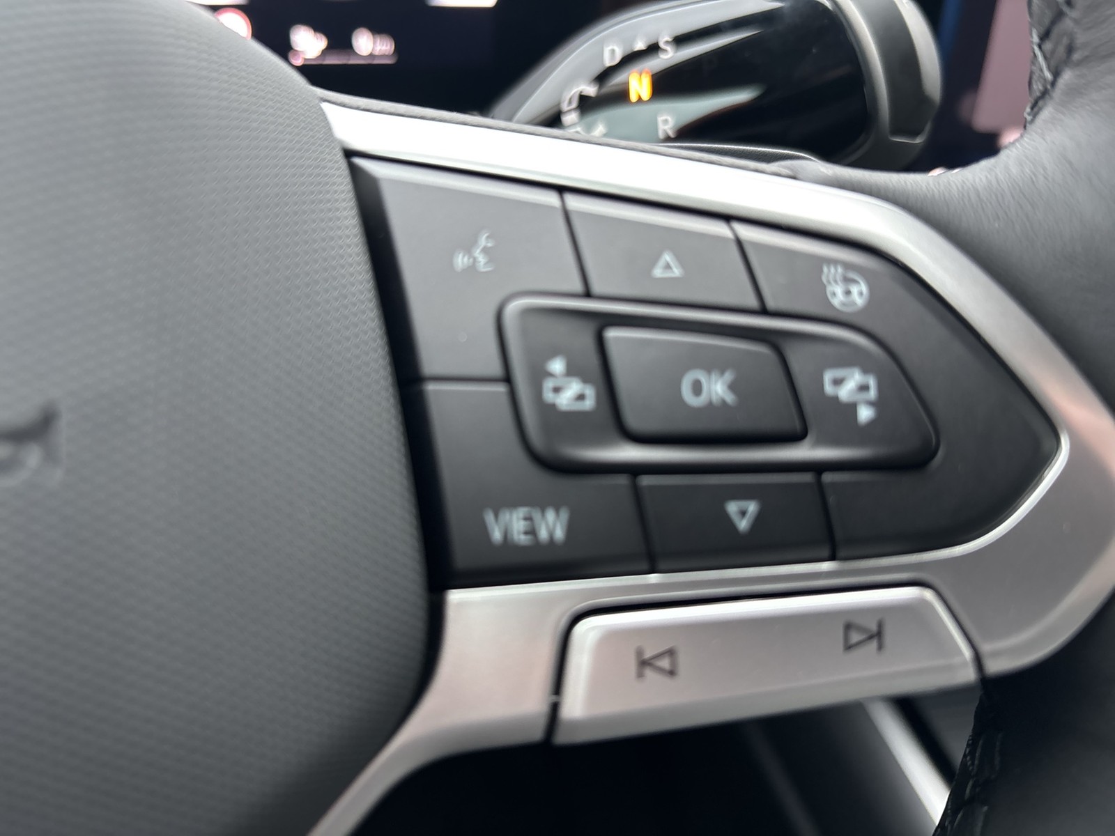 Volkswagen Passat Variant 1.5 HYBRID ELEGANCE NEUES MODELL