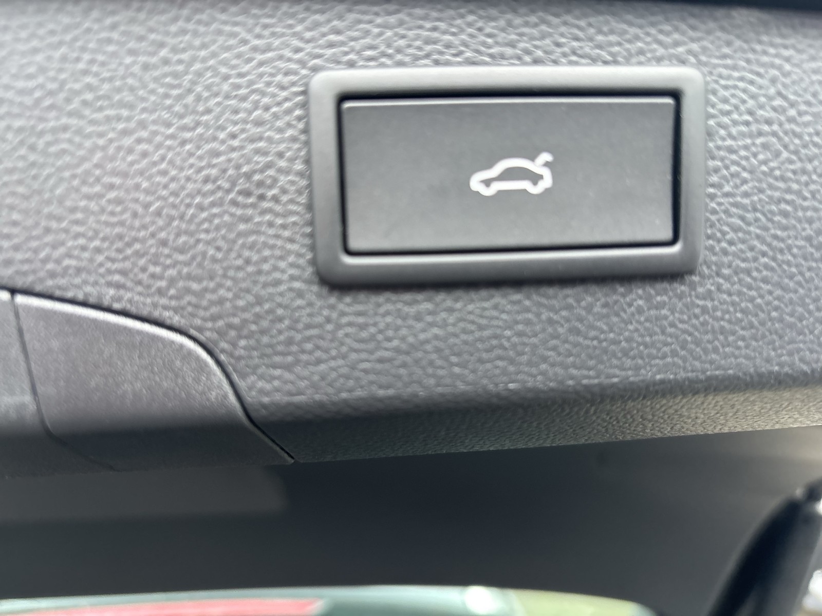 Volkswagen Passat Variant 1.5 HYBRID ELEGANCE NEUES MODELL