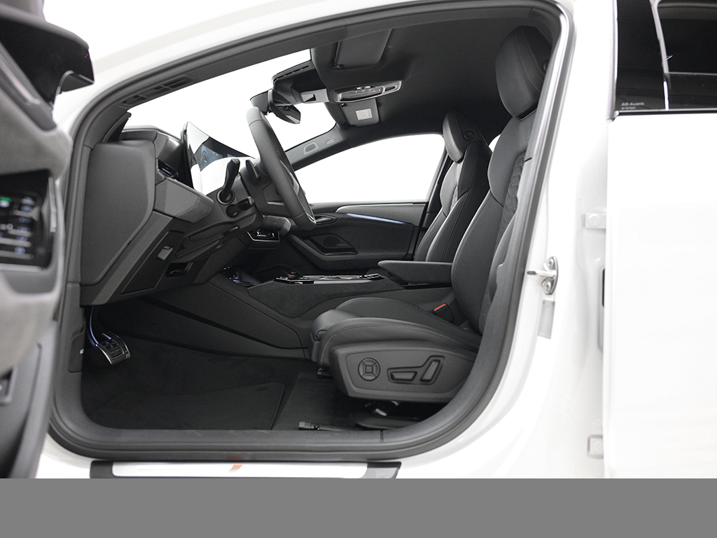 Audi A6 Avant e-tron performance S Line B&O+Sonnenschutzverglasung+TechPro+Lichtsignaturen