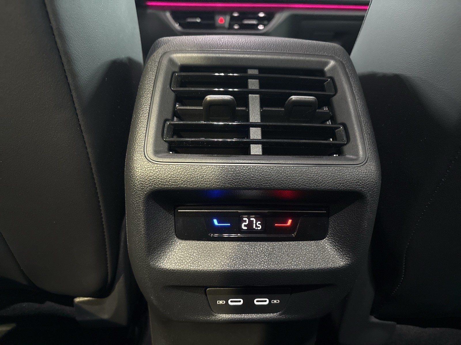 Volkswagen Tiguan 1.5 HYBRID LIFE AHK CAM ACC LM18 NAVI