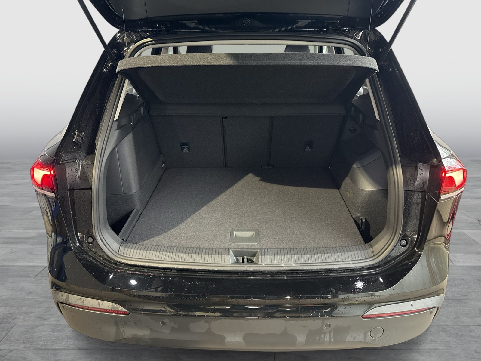 Volkswagen Tiguan 1.5 HYBRID LIFE AHK CAM ACC LM18 NAVI