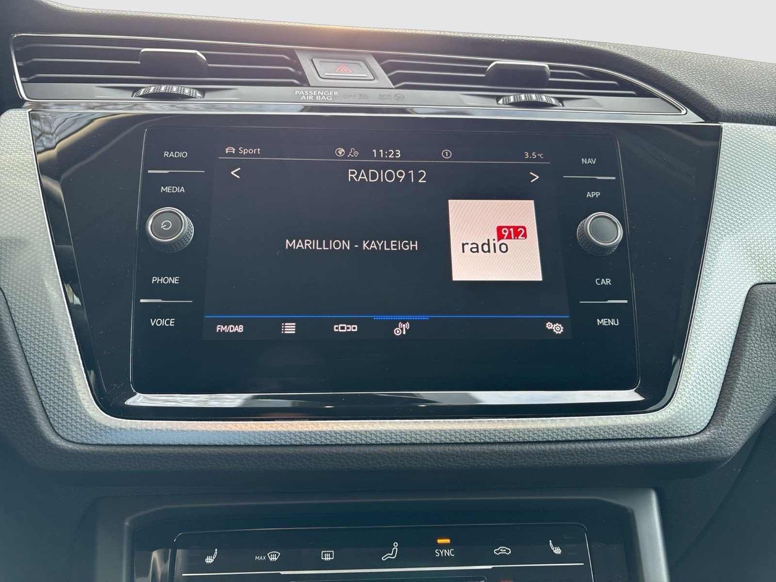 Volkswagen Touran 1.5 GOAL 7SITZE CAM ACC NAVI ALU CARPLAY