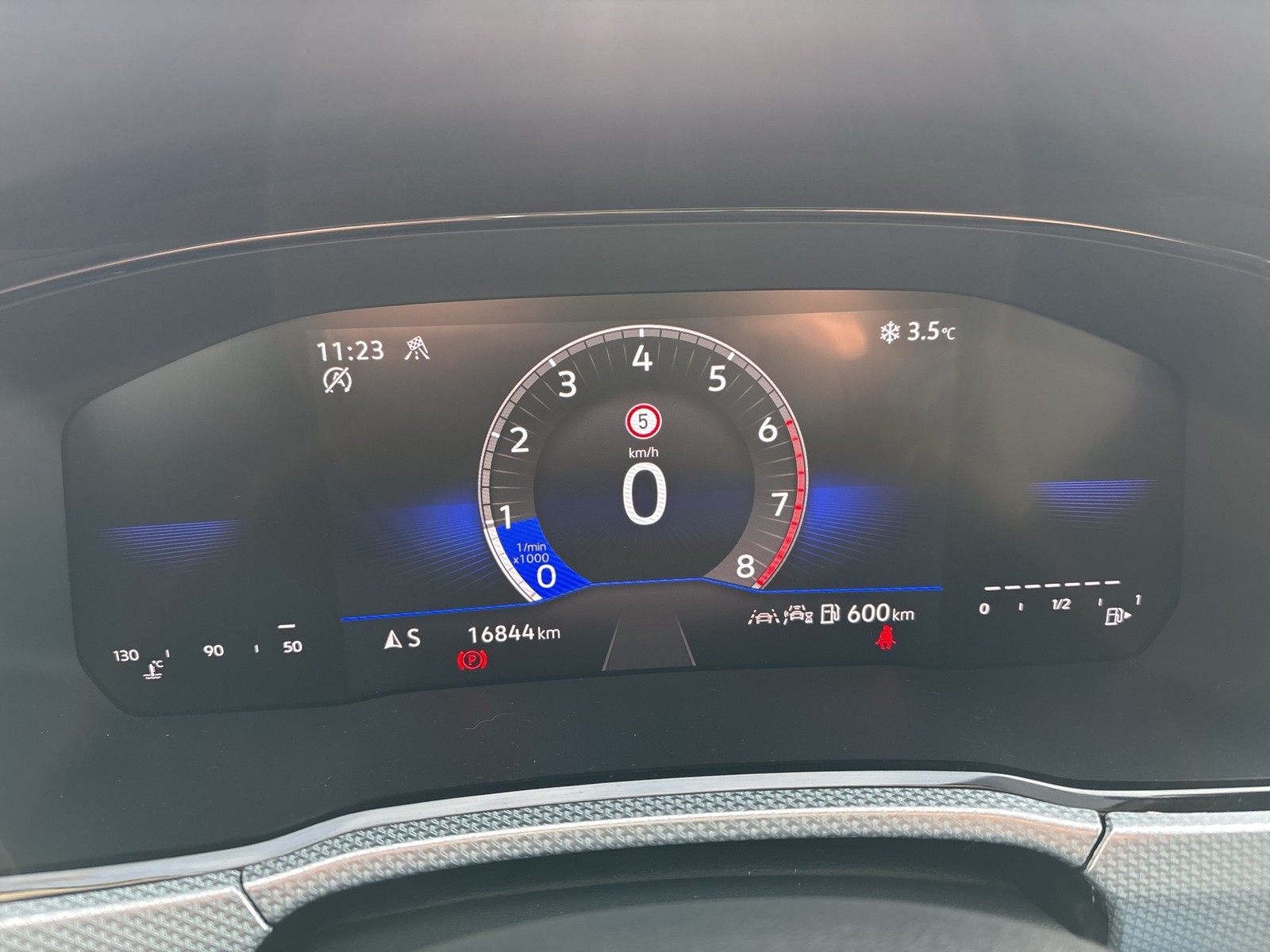 Volkswagen Touran 1.5 GOAL 7SITZE CAM ACC NAVI ALU CARPLAY