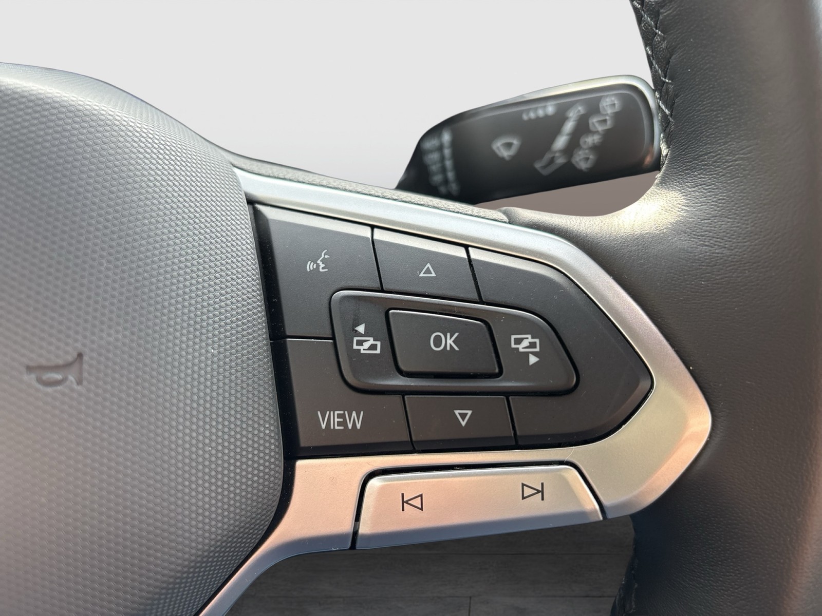 Volkswagen Touran 1.5 GOAL 7SITZE CAM ACC NAVI ALU CARPLAY