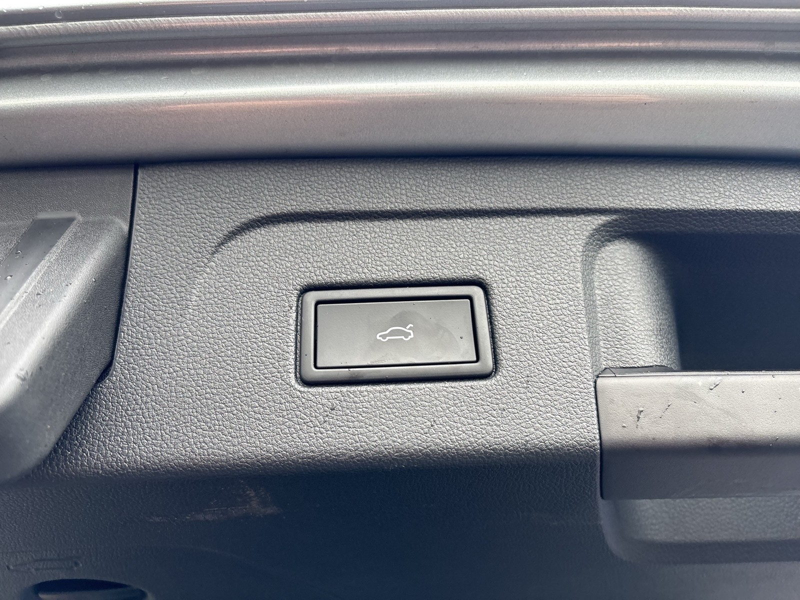 Volkswagen Touran 2.0 GOAL 7SITZE AHK ACC NAVI SITZHEIZUNG