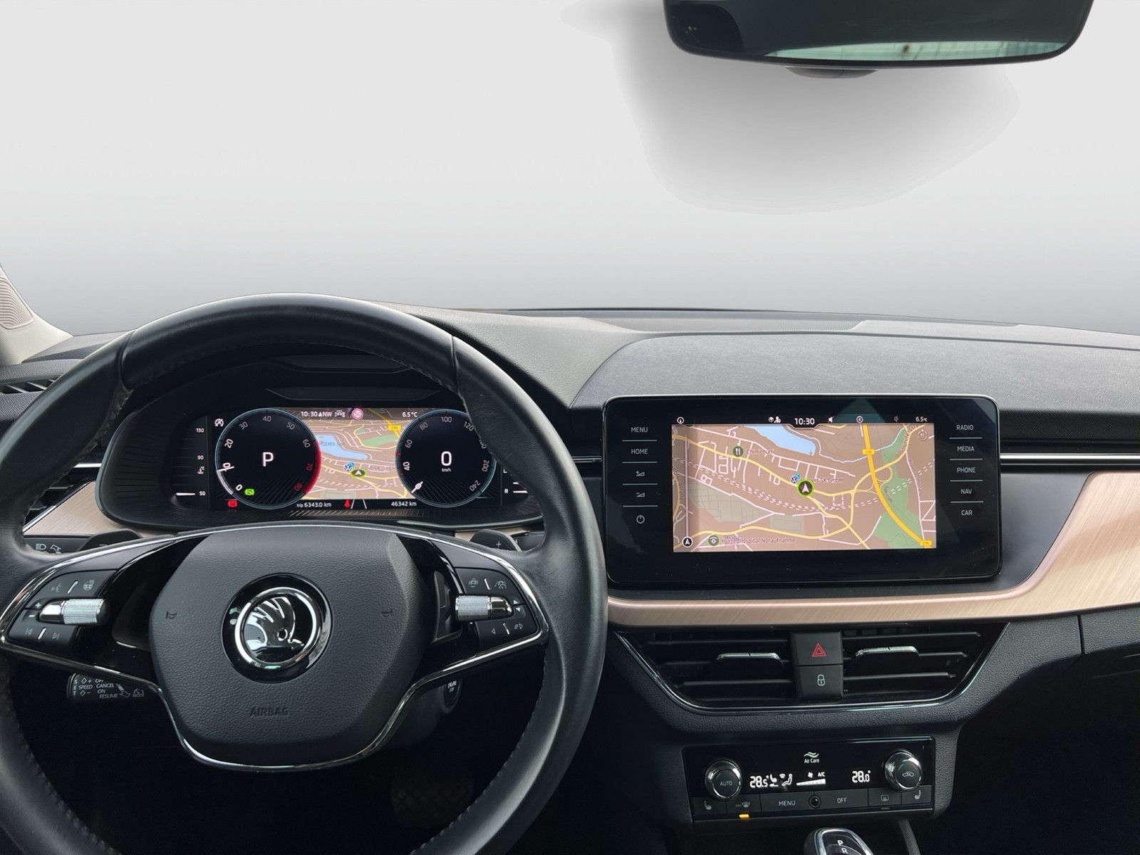 Skoda Kamiq 1.5 STYLE KAMERA NAVI ALU17 CARPLAY SITZHZ