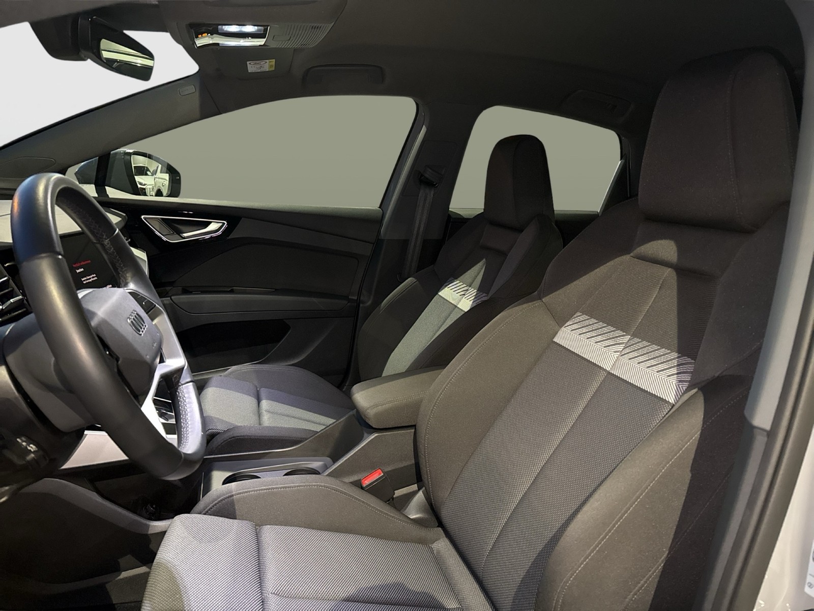 Audi Q4 e-tron Sportback 35 advanced KAMERA ACC ALU19" SITZHEIZ