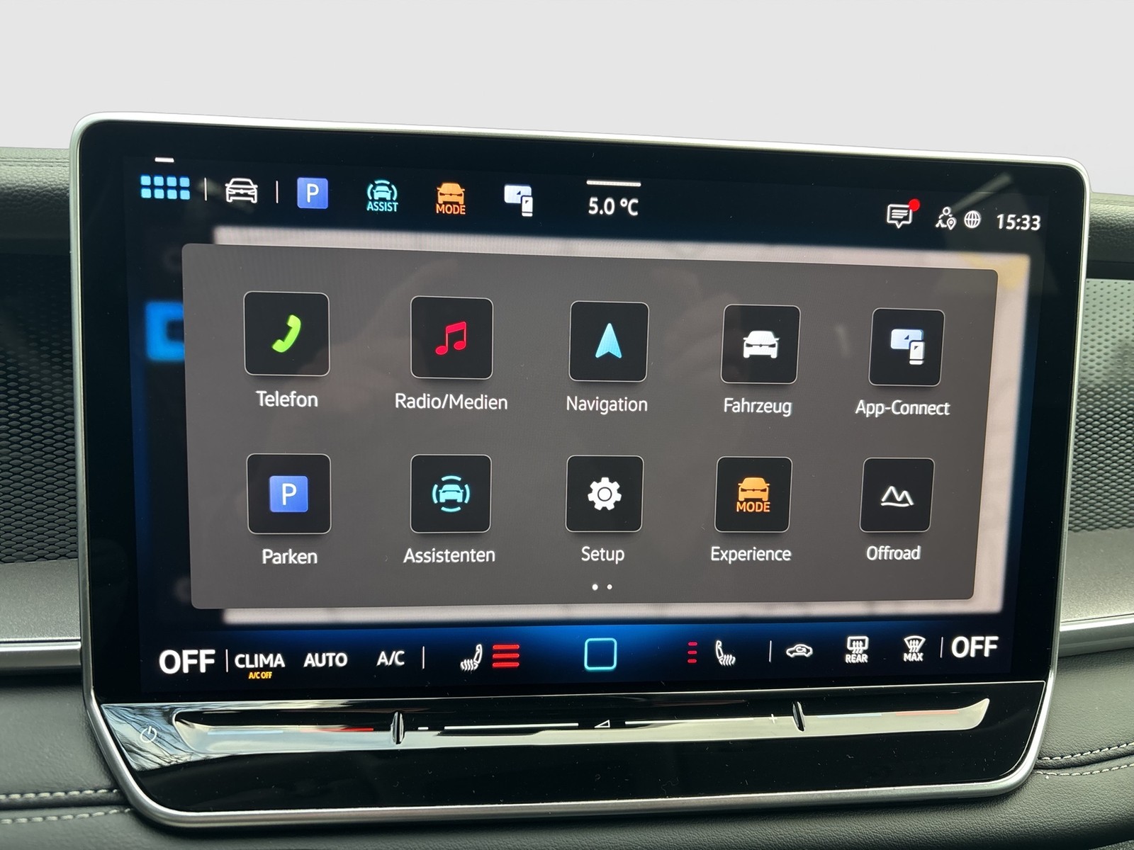 Volkswagen Tayron 2.0 LIFE 4X4 7SITZE AHK 360°CAM ACC LM18